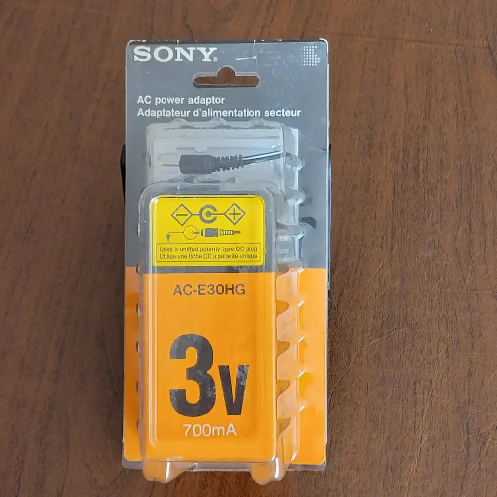 Sony AC Power Adaptor Model AC-E30HG 3V 700mA - Sony Audio Products New sealed